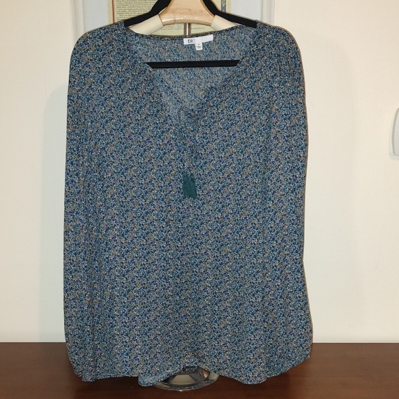 DR2 Navy and White Patterned Blouse - Picture 1 of 5